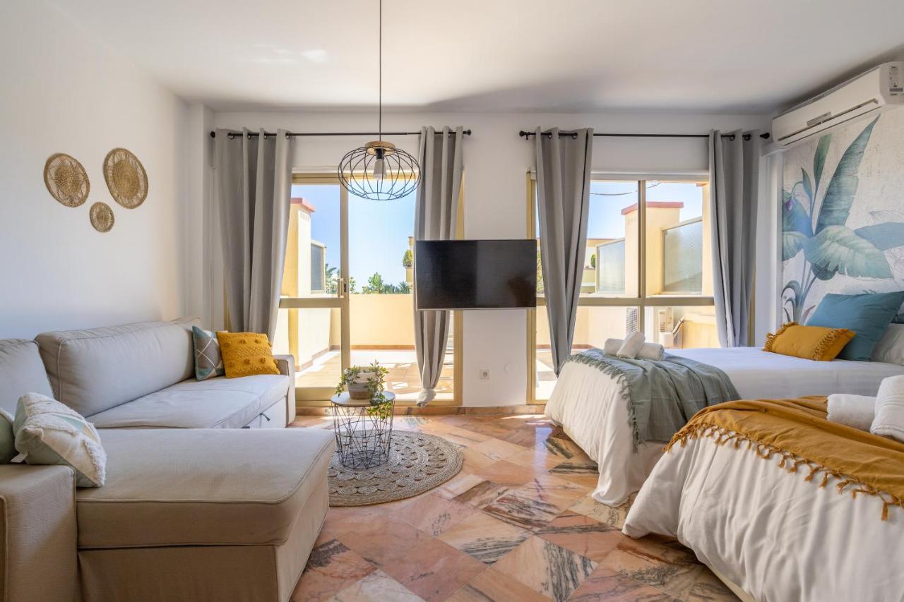 Oleholidays 225 Romana Playa Junto Al Mar Marbella Dış mekan fotoğraf